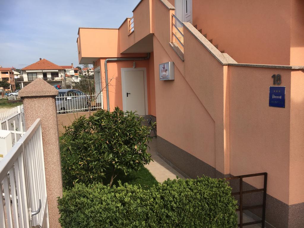Niko Apartament